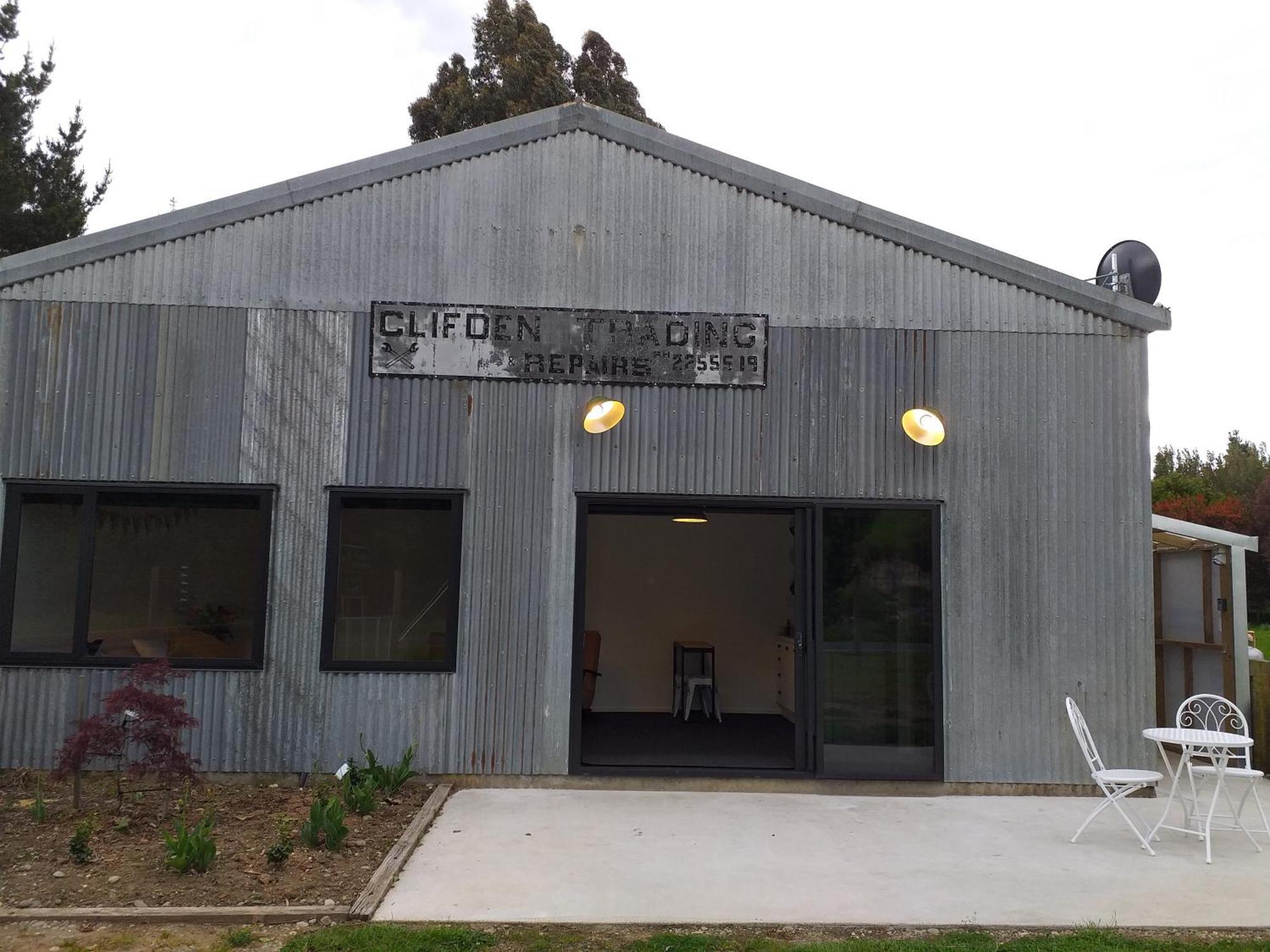 Clifden Pitstop Eastern Bush Rum bild